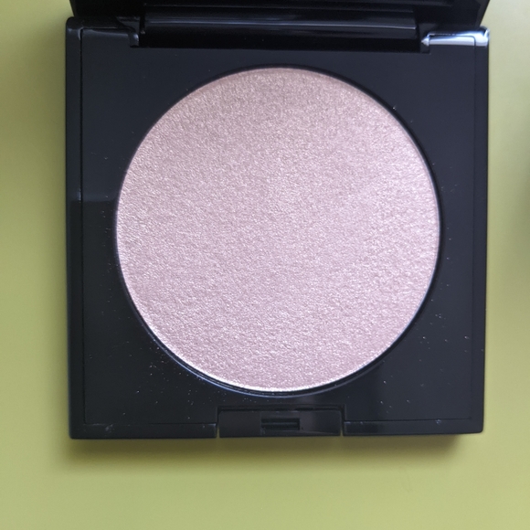 Brand New Pat McGrath Devine Glow Highlighter - Picture 5 of 6